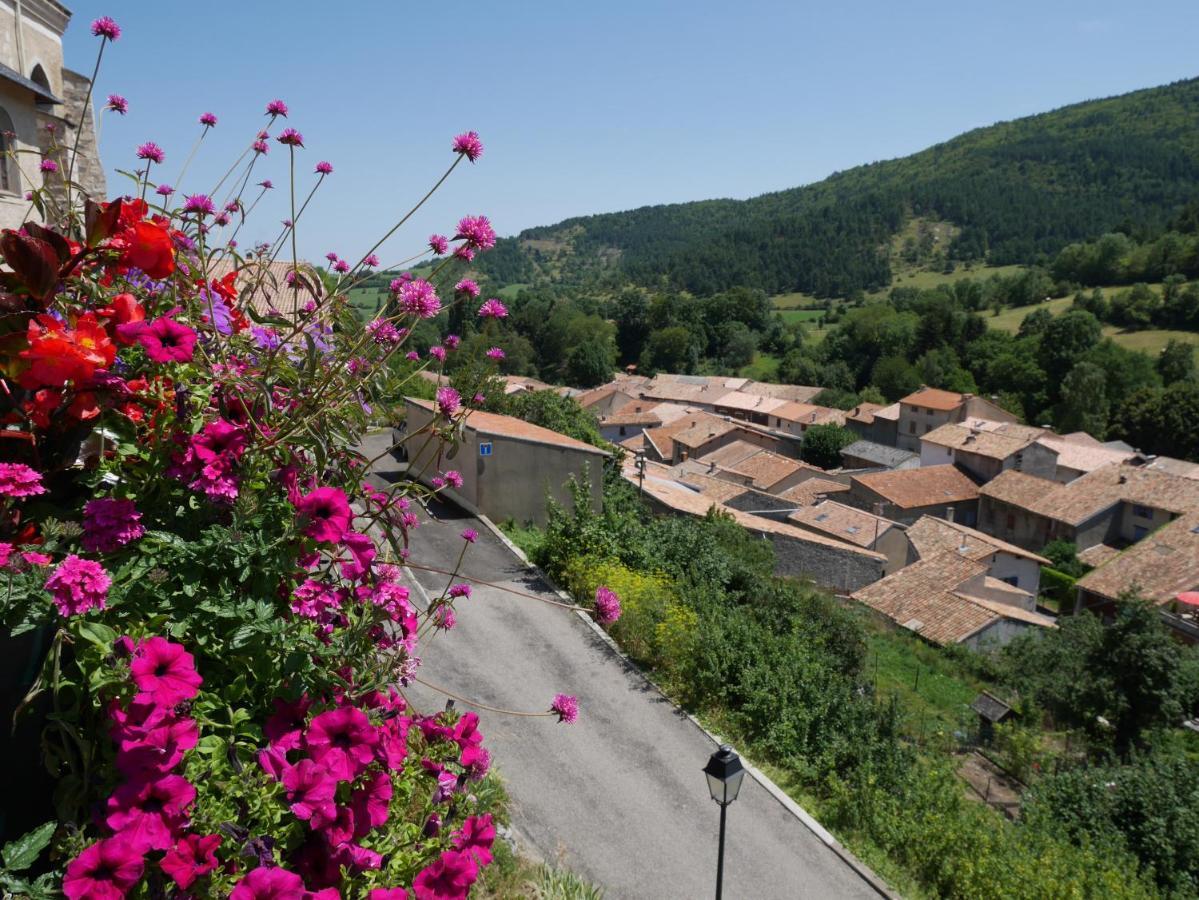 L'Oustal Des Amis Villa Belcaire ภายนอก รูปภาพ