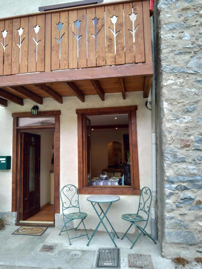 L'Oustal Des Amis Villa Belcaire ภายนอก รูปภาพ